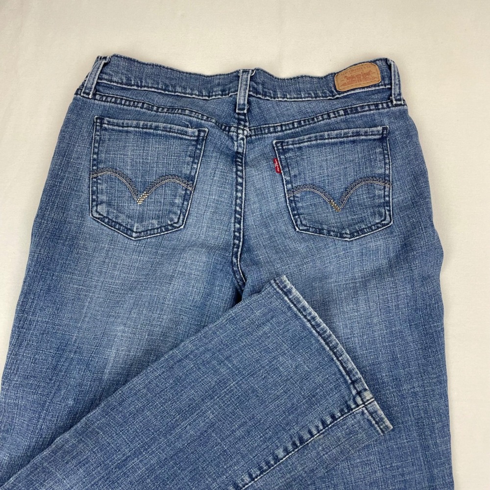 Levis 515 Bootcut Jeans Womens 31x30 Medium Wash Mid Rise Denim Blue 0456
